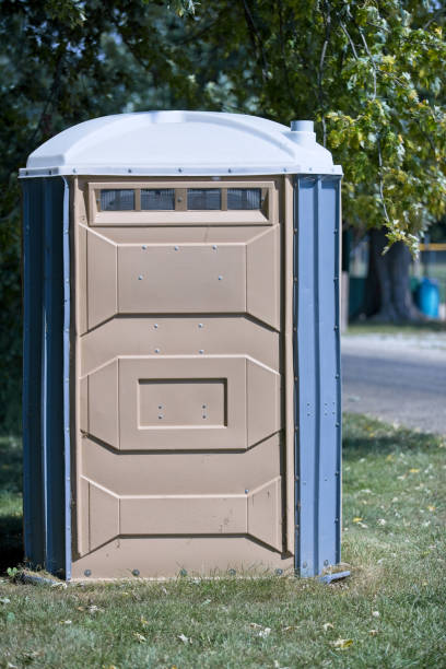 Best Construction site porta potty rental  in Dayton, NJ